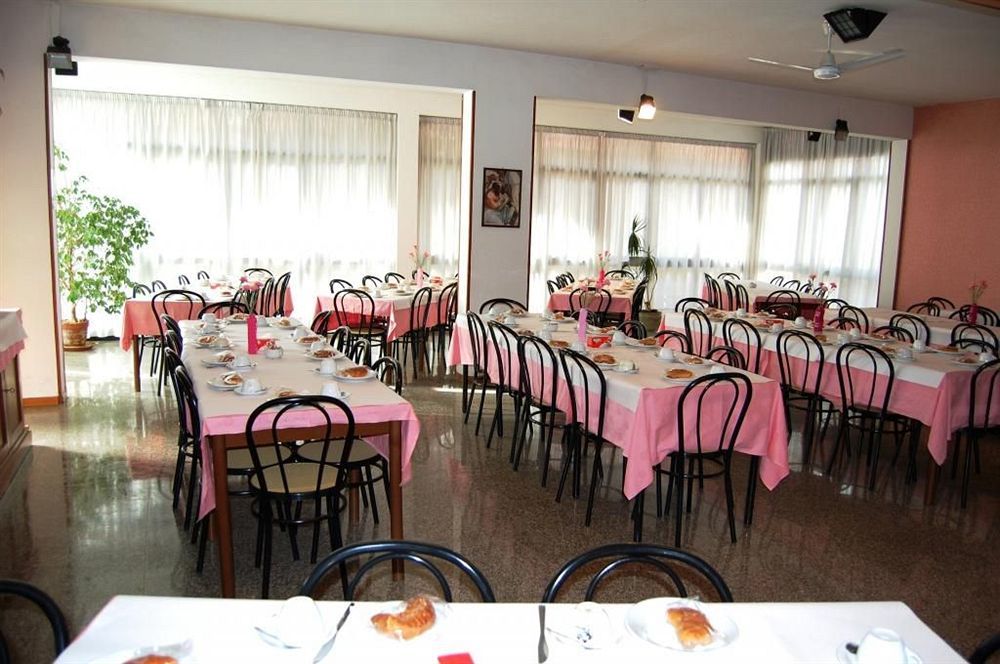 Hotel Albatros Calenzano Dış mekan fotoğraf